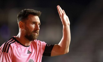 曼联新援选最喜欢球员：梅西决赛击败C罗夺冠！