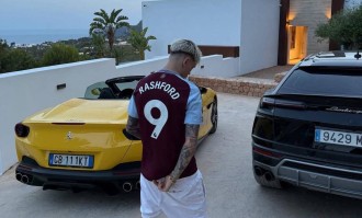 加纳乔执意留在英超，维拉有意引进！埃梅里或用大马丁与曼联交换