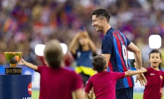 莱万可能离队，梅西欧冠历史第二进球位置或将稳固