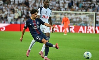 9.79秒！维蒂尼亚慢跑罚点踢飞 用时多于博尔特百米纪录