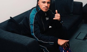 曼联完成16岁小妖转会！姆贝莫恐又提价，热刺间接抬价导致转会更复杂